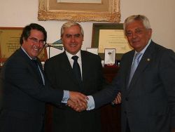 Ayuntamento de Sevilha estreita relações com Portugal