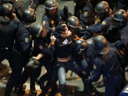 Madrid- Protestos, prisões, feridos e cargas policiais