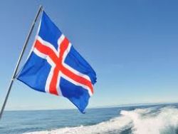 Islândia baixa o desemprego de 12% para 5%.