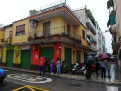 Homen suicida-se antes de ser desalojado.