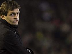 Villanova será operado amanhã em Barcelona