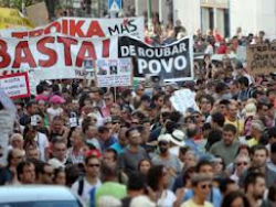 Manifestações em Portugal chegam a todo o mundo